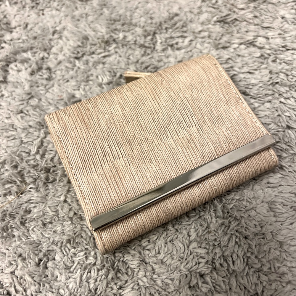 4/$25 Women’s bifold wallet, cream and textured